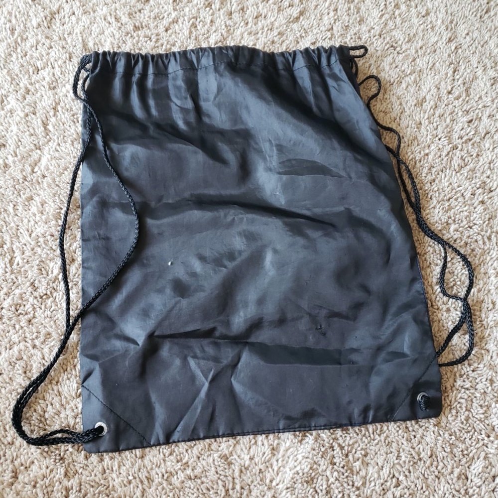 Drawstring bag - Picture 2 of 2